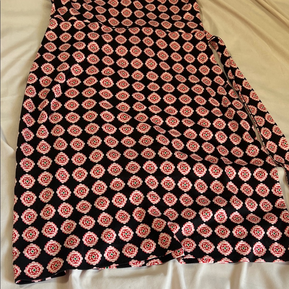 Diane von Furstenberg Zoe Silk Faux Wrap Dress - Size 0 - Picture 3 of 5